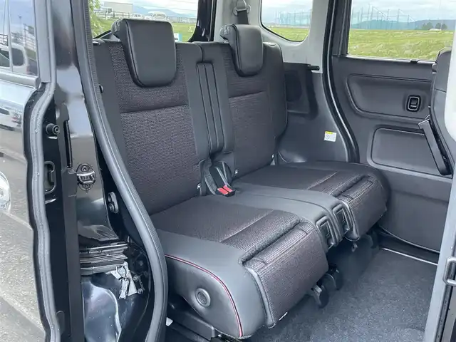 スズキ スペーシア カスタム HYBRID XS 新潟県 2024(令6)年 2万km ブルーイッシュブラックパール3 4WD/純正メモリナビ/BT/フルセグテレビ/全方位カメラ/衝突被害軽減ブレーキ/レーンキープアシスト/レーダークルーズコントロール/両側パワースライドドア/半革シート/シートヒーター /ステアリングヒーター/ステアリングスイッチ/コーナーセンサー/スマートキー/プッシュスタート/LEDヘッドライト/オートライト/オートハイビーム/フォグランプ/純正15インチアルミホイール