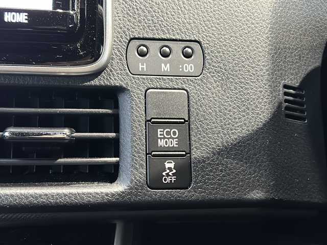 トヨタ ヴォクシー ZS 煌Ⅱ 静岡県 2019(令1)年 6.2万km ブラック 純正ナビ/・（Bluetooth/CD/DVD/フルセグTV/　SD/ラジオ/主要装備/・クルーズコントロール/・レーンキープアシスト/・プリクラッシュセーフティー/・アイドリングストップ/・バックカメラ/・後席モニター/・コーナーセンサー/・横滑り防止装置/・ウォークスルー/・ステアリングリモコン/・オートライト/・オートハイビーム/・フォグランプ/・ドライブレコーダー/・ETC2.0