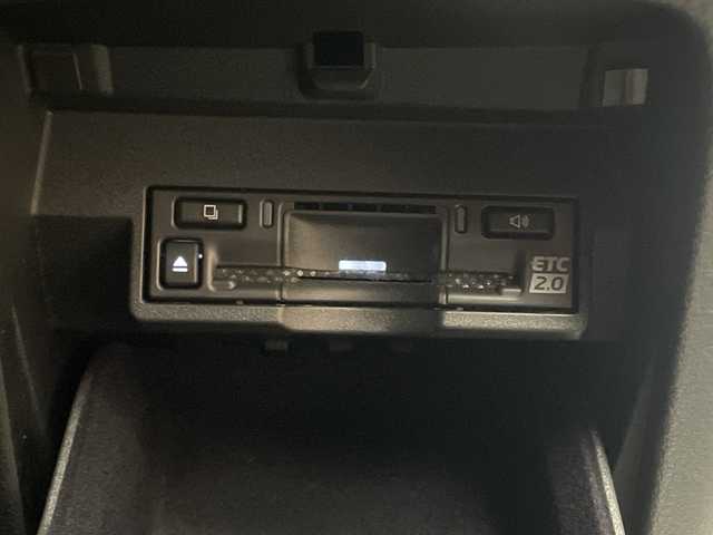 レクサス ＮＸ 350h Fスポーツ 愛媛県 2023(令5)年 3万km ホワイトノーヴァガラスフレーク ・パノラマルーフ/・ルーフレールブラック塗装/・デジタルインナーミラー/・”FSPORT”オレンジブレーキキャリパー（フロントLEXUSロゴ）/・プロジェクションカーテシイルミ/・フロントバンパーガーニッシュ/・マークレビンソンプレミアムサラウンドサウンドシステム/ーーーーーーーーーーーーーーーーーーーーーーーーーーー/ワンオーナー パノラマルーフ 純正14型ナビ 全周囲カメラ デジタルインナーミラー アダプティブクルーズコントロール 電動リアゲートETC2.0 衝突被害軽減ブレーキ ブラインドスポットモニター レーンアシスト コーナーセンサー ３眼LEDヘッドライト オートマチックハイビーム　TRDリアエアロ　オレンジキャリパー　マークレビンソン　シートヒーター　エアシート　前後クリアランスソナー　