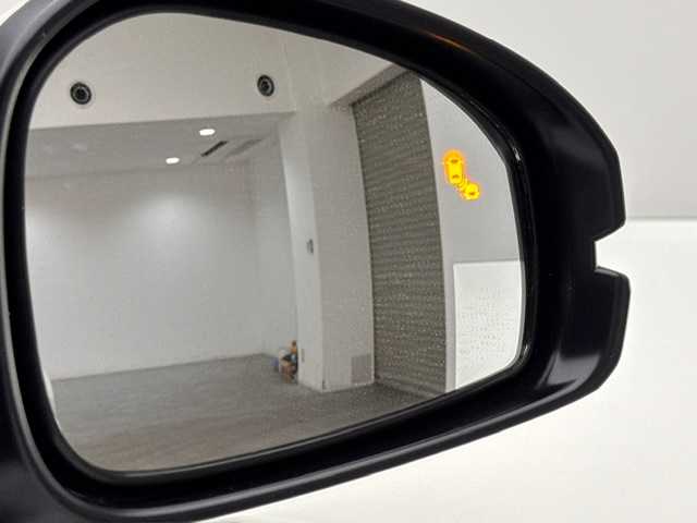 ホンダ ヴェゼル ハイブリッド e:HEV Z 兵庫県 2025(令7)年 0.1千km プラチナホワイトパール 登録済未使用車/純正ディスプレイオーディオ/純正メモリナビ/（Bluetooth/フルセグ)/ApplecarPlay/AndroidAuto/ワイヤレス充電/コーナーセンサー/LKA/PCS/BSM/ACC/バックカメラ/パドルシフト/ビルトインETC2.0/D+N席シートヒーター/ハーフレザー/LEDヘッドライト/LEDフォグランプ/オートハイビーム/純正18インチアルミホイール/スペアキー×１