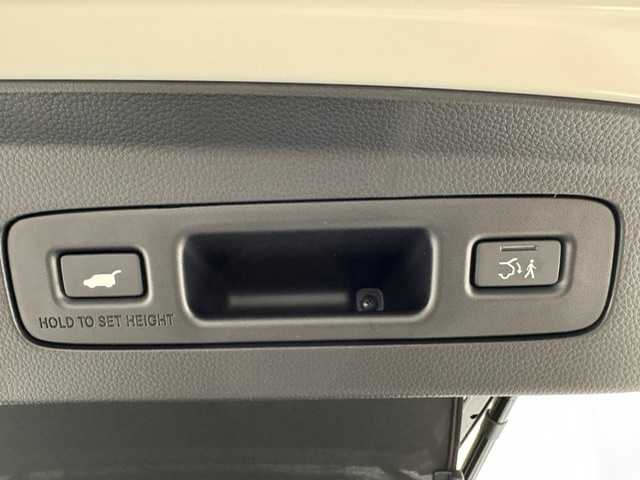 ホンダ ヴェゼル ハイブリッド e:HEV Z 兵庫県 2025(令7)年 0.1千km プラチナホワイトパール 登録済未使用車/純正ディスプレイオーディオ/純正メモリナビ/（Bluetooth/フルセグ)/ApplecarPlay/AndroidAuto/ワイヤレス充電/コーナーセンサー/LKA/PCS/BSM/ACC/バックカメラ/パドルシフト/ビルトインETC2.0/D+N席シートヒーター/ハーフレザー/LEDヘッドライト/LEDフォグランプ/オートハイビーム/純正18インチアルミホイール/スペアキー×１