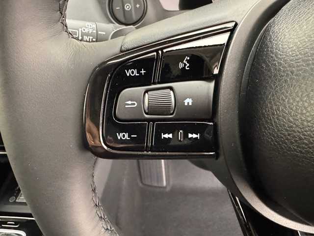 ホンダ ヴェゼル ハイブリッド e:HEV Z 兵庫県 2025(令7)年 0.1千km プラチナホワイトパール 登録済未使用車/純正ディスプレイオーディオ/純正メモリナビ/（Bluetooth/フルセグ)/ApplecarPlay/AndroidAuto/ワイヤレス充電/コーナーセンサー/LKA/PCS/BSM/ACC/バックカメラ/パドルシフト/ビルトインETC2.0/D+N席シートヒーター/ハーフレザー/LEDヘッドライト/LEDフォグランプ/オートハイビーム/純正18インチアルミホイール/スペアキー×１