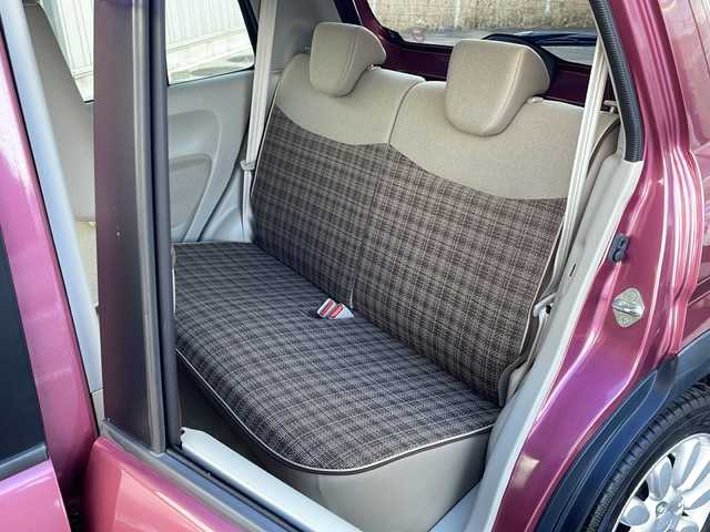 スズキ ラパン X 道東・釧路十勝 2015(平27)年 9.1万km カシスピンクパールメタリック ・４WD/・社外SDメモリナビ/（CD・DVD・BT・フルセグ・ラジオ）/・バックカメラ/・前席シートヒーター/・純正フロアマット/・アイドリングストップ/・ETC２.0/・社外エンジンスターター/・電動格納ミラー/・ウィンカーミラー/・ドアバイザー/・LEDヘッドリト/・オートライト/・横滑り防止装置/・衝突被害軽減ブレーキ/・保証書/・取扱説明書