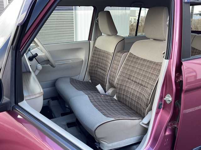 スズキ ラパン X 道東・釧路十勝 2015(平27)年 9.1万km カシスピンクパールメタリック ・４WD/・社外SDメモリナビ/（CD・DVD・BT・フルセグ・ラジオ）/・バックカメラ/・前席シートヒーター/・純正フロアマット/・アイドリングストップ/・ETC２.0/・社外エンジンスターター/・電動格納ミラー/・ウィンカーミラー/・ドアバイザー/・LEDヘッドリト/・オートライト/・横滑り防止装置/・衝突被害軽減ブレーキ/・保証書/・取扱説明書