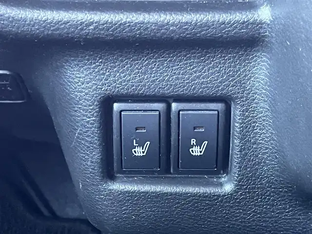 スズキ スペーシア ギア 山梨県 2019(令1)年 10.8万km ツールグリーンパールメタリック/ガンメタリック2トーンルーフ (株)IDOMが運営する【じしゃロン甲府店】の自社ローン専用車両になります。/こちらは現金またはオートローンご利用時の価格です。自社ローンご希望の方は別途その旨お申付け下さい/純正8インチメモリーナビ/（フルセグTV・DVD・CD・SD・BTオーディオ）/バックカメラ/両側パワースライドドア/ETC/スマートキー/前席シートヒーター/LEDヘッドライト/フォグランプ/オートライト/新車時保証書/取扱説明書