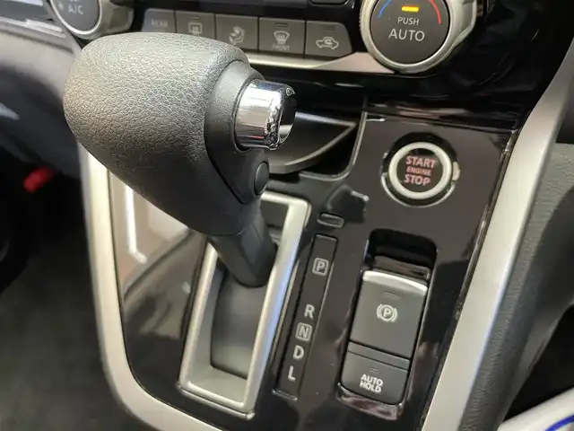 日産 セレナ ハイウェイスターVセレクションⅡ 岩手県 2019(令1)年 8.8万km ブリリアントホワイトパール ４WD/ハンズフリー機能付きパワースライドドア/アラウンドビューモニター/プロパイロット/エマージェンシーブレーキ/レーンキープアシスト/前後ソナー/インテリジェントルームミラー/横滑り防止装置/アイドリングストップ/シートバックテーブル/ロールサンシェード/リヤオートエアコン/純正９インチナビ/ドライブレコーダー/ETC/LEDヘッドライト/純正１５インチアルミホイール/純正フロアマット