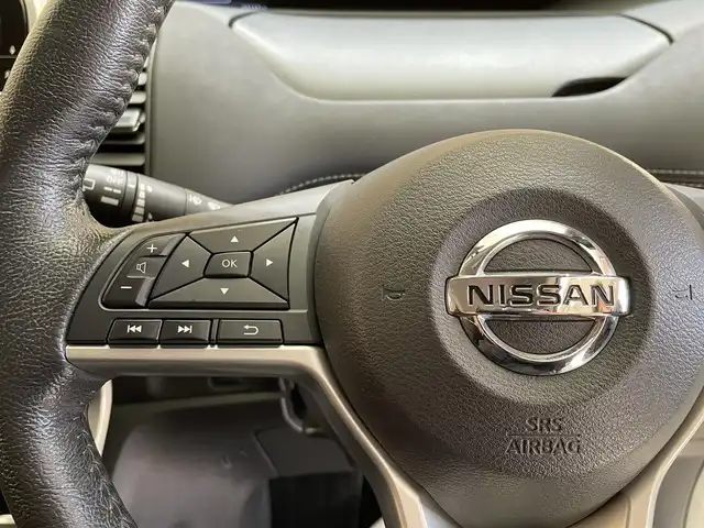 日産 セレナ ハイウェイスターVセレクションⅡ 岩手県 2019(令1)年 8.8万km ブリリアントホワイトパール ４WD/ハンズフリー機能付きパワースライドドア/アラウンドビューモニター/プロパイロット/エマージェンシーブレーキ/レーンキープアシスト/前後ソナー/インテリジェントルームミラー/横滑り防止装置/アイドリングストップ/シートバックテーブル/ロールサンシェード/リヤオートエアコン/純正９インチナビ/ドライブレコーダー/ETC/LEDヘッドライト/純正１５インチアルミホイール/純正フロアマット