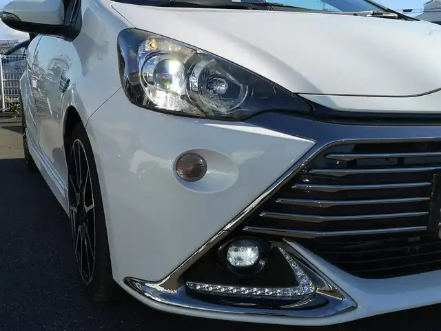 トヨタ アクア G G’s 茨城県 2017(平29)年 8.2万km ホワイトパールクリスタルシャイン カロッツェリア８インチナビ/バックカメラ/クルーズコントロール/nanoe/パワーシート/両側シートヒーター/前後ドラレコ/ETC/プッシュスタート/スマートキー/スペアキー×２