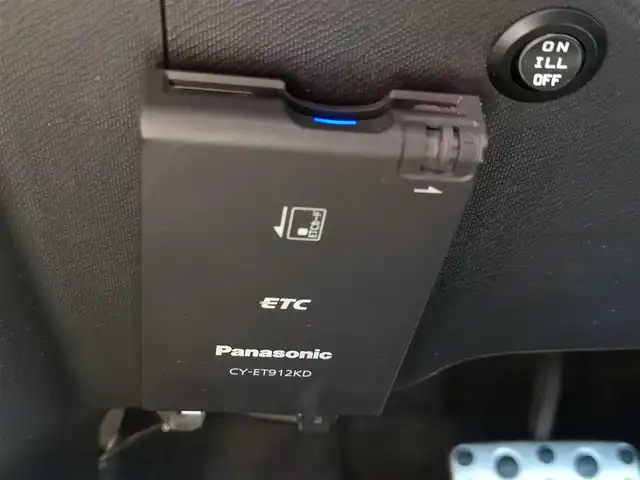 トヨタ アクア G G’s 茨城県 2017(平29)年 8.2万km ホワイトパールクリスタルシャイン カロッツェリア８インチナビ/バックカメラ/クルーズコントロール/nanoe/パワーシート/両側シートヒーター/前後ドラレコ/ETC/プッシュスタート/スマートキー/スペアキー×２