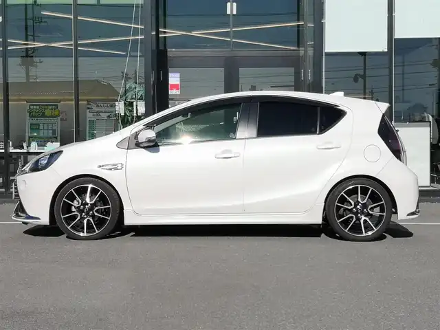 トヨタ アクア G G’s 茨城県 2017(平29)年 8.2万km ホワイトパールクリスタルシャイン カロッツェリア８インチナビ/バックカメラ/クルーズコントロール/nanoe/パワーシート/両側シートヒーター/前後ドラレコ/ETC/プッシュスタート/スマートキー/スペアキー×２