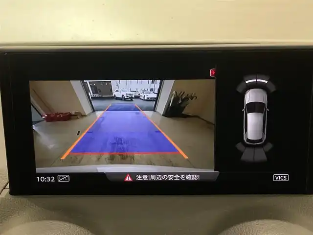 車両画像10