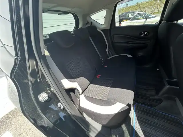 日産 ノート e－パワー X 長崎県 2018(平30)年 3.4万km スーパーブラック ワンオーナー/純正メモリナビ/(CD/DVD/BT/フルセグ)/全方位カメラ/衝突軽減ブレーキ/レーンアシスト/ETC/コーナーセンサー/デジタルインナーミラー/純正15インチAW