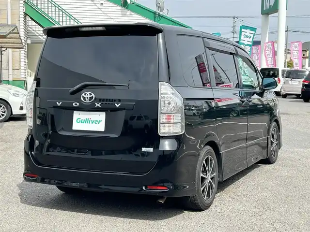 トヨタ ヴォクシー ZS 福島県 2010(平22)年 11.6万km ブラック 車外ナビ/（フルセグTV/CD/DVD/SD/AM・FM/USB/ipod)/バックカメラ/パドルシフト/ビルトインETC/オートライト（キセノン）/フォグランプ有/純正フロアマッド/ドアバイザー/ミラーウィンカー/プッシュスタート