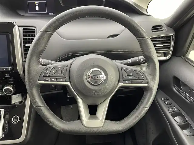 日産 セレナ ハイウェイスター 熊本県 2017(平29)年 7.4万km ダイヤモンドブラック ワンオーナー/禁煙車　/アルパインナビ（ＣＤ・ＤＶＤ・フルセグ・ＢＴ・ＳＤ）/全周囲カメラ　/純正前方ドライブレコーダー　/アルパイン後席モニター　/ビルトインＥＴＣ　/両側パワースライドドア　/クルーズコントロール/前後クリアランスソナー/衝突軽減ブレーキ/横滑り防止/アイドリングストップ/純正フロアマット/純正１６インチAW/オートライト/LEDヘッドライト/フォグライト/スマートキー/プッシュスタート/スペアキー1本/保証書/取扱説明書