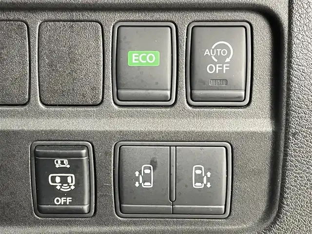 日産 セレナ ハイウェイスター 熊本県 2017(平29)年 7.4万km ダイヤモンドブラック ワンオーナー/禁煙車　/アルパインナビ（ＣＤ・ＤＶＤ・フルセグ・ＢＴ・ＳＤ）/全周囲カメラ　/純正前方ドライブレコーダー　/アルパイン後席モニター　/ビルトインＥＴＣ　/両側パワースライドドア　/クルーズコントロール/前後クリアランスソナー/衝突軽減ブレーキ/横滑り防止/アイドリングストップ/純正フロアマット/純正１６インチAW/オートライト/LEDヘッドライト/フォグライト/スマートキー/プッシュスタート/スペアキー1本/保証書/取扱説明書