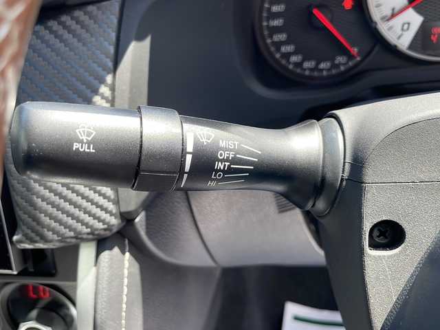 トヨタ ８６ GT リミテッド 静岡県 2016(平28)年 4.2万km パール 社外ナビ/地デジTV/社外CD/DVD/Bluetooth/TRDエアロ/TRDマフラー/HKS車高調/RUNDUCEブレーキキット/VOLKRACING18インチAW/TRDタワーバー/ヴァレンティヘッドライト/ヴァレンティテールランプ/ハーフレザーシート/シートヒーター/社外カーボンGTウイング/社外エアクリーナー/スマートキー/ETC