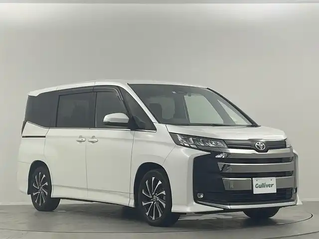 トヨタ ノア S－Z 埼玉県 2022(令4)年 1.7万km ホワイトパールクリスタルシャイン 純正１０．５型ディスプレイオーディオ　ナビ機能付　フルセグ　快適利便ＰＫＧ　純正１４型後席モニター　パワーバックドア　　デジタルインナーミラー　バックカメラ　ＬＥＤヘッドライト　ビルトインＥＴＣ