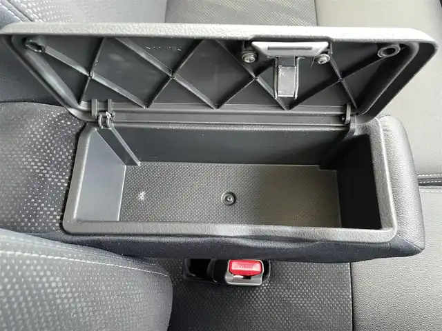 ダイハツ タント カスタムRS トップED LTD SAⅢ 福岡県 2019(平31)年 3.8万km ファイアークォーツレッドM スマートアシスト　/横滑り防止　/盗難防止　/コーナーセンサー　/バックカメラ　/全方位カメラ　/ＳＤナビ　/Ｂｌｕｅｔｏｏｔｈ　/フルセグＴＶ　/純正アルミホイール　/プッシュスタート　/スマートキー　/ＬＥＤヘッド/シートヒーター/ベンチシート/両側パワスラ