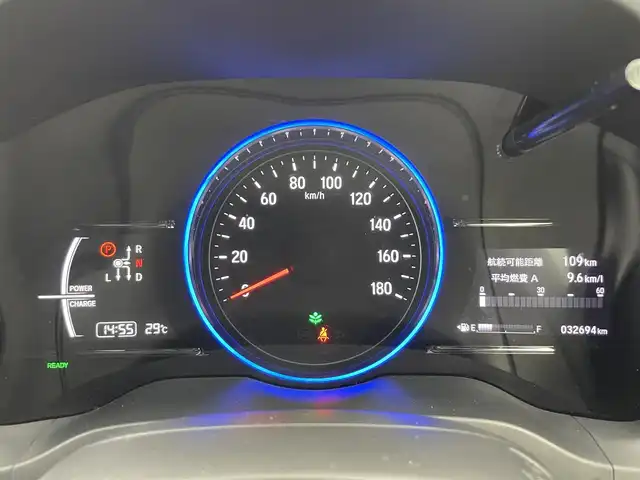ホンダ ヴェゼル ハイブリッド RS ホンダセンシング 富山県 2016(平28)年 3.3万km モルフォブルーP 純正ナビ(AM/FM/CD/DVD/BT/USB)/ワンセグTV/バックカメラ/レーダークルーズコントロール/レーンキープアシスト/衝突軽減装置/アイドリングストップ/オートブレーキホールド/ETC/盗難防止装置/横滑り防止装置/LEDヘッドライト/革巻きステアリング/ハーフレザーシート/パドルシフト/オートライト/フォグランプ/純正AW/純正フロアマット/革巻きステアリング/スマートキー/スペアキー1本/プッシュスタート/取扱説明書