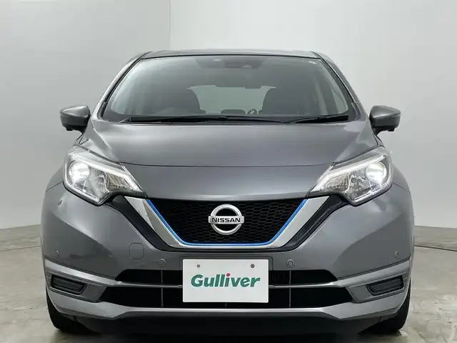 日産 ノート e－パワー X Vセレクション 岡山県 2020(令2)年 5万km ダークメタルグレー ナビ/Bluetooth	/アラウンドビューモニター	/オートハイビーム	/LEDヘッドライト（AUTO機能付き）	/ビルトインETC		/エマージェンシーブレーキ/車線逸脱防止システム	/横滑り防止装置/踏み間違い防止装置	/純正15インチアルミ	/コーナーセンサー（前後）	/社外フロアマット/ISOFIX/ステアリングスイッチ	/シートリフター/ウィンカーミラー	/プッシュスタート	/スマートキー×2