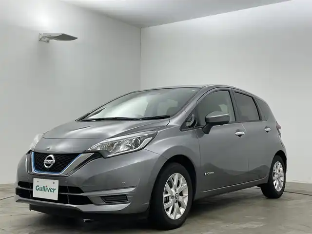 日産 ノート e－パワー X Vセレクション 岡山県 2020(令2)年 5万km ダークメタルグレー ナビ/Bluetooth	/アラウンドビューモニター	/オートハイビーム	/LEDヘッドライト（AUTO機能付き）	/ビルトインETC		/エマージェンシーブレーキ/車線逸脱防止システム	/横滑り防止装置/踏み間違い防止装置	/純正15インチアルミ	/コーナーセンサー（前後）	/社外フロアマット/ISOFIX/ステアリングスイッチ	/シートリフター/ウィンカーミラー	/プッシュスタート	/スマートキー×2