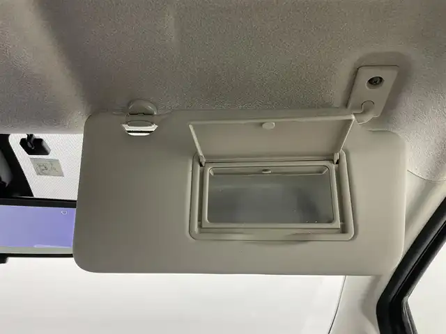 日産 ノート e－パワー X Vセレクション 岡山県 2020(令2)年 5万km ダークメタルグレー ナビ/Bluetooth	/アラウンドビューモニター	/オートハイビーム	/LEDヘッドライト（AUTO機能付き）	/ビルトインETC		/エマージェンシーブレーキ/車線逸脱防止システム	/横滑り防止装置/踏み間違い防止装置	/純正15インチアルミ	/コーナーセンサー（前後）	/社外フロアマット/ISOFIX/ステアリングスイッチ	/シートリフター/ウィンカーミラー	/プッシュスタート	/スマートキー×2