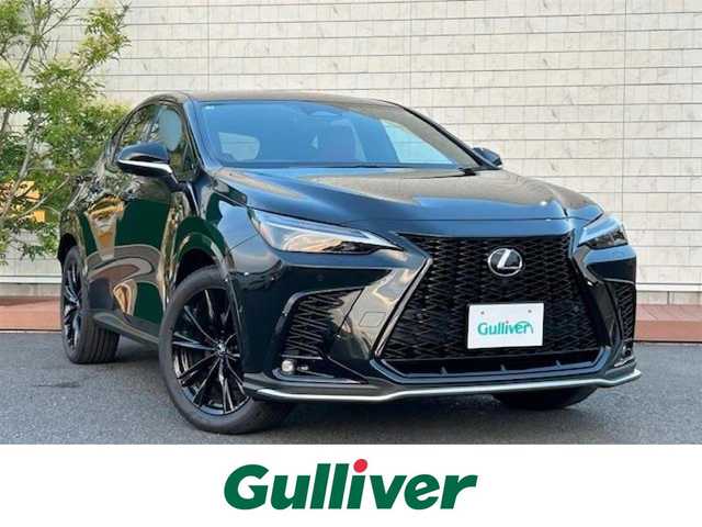 レクサス ＮＸ 350h Fスポーツ 茨城県 2025(令7)年 0.4万km グラファイトブラックガラスフレーク 純正ＳＤナビ　/-BT/フルセグTV/FM/AM/４ＷＤ　/パワーシート/-運転席/助手席/シートヒーター/-運転席/助手席/後部座席/エアシート　/-運転席/助手席/電動リアゲート　/クルーズコントロール追尾あり　/ドライブレコーダー前後　/ＥＴＣ　/車外カメラ/-バック/フロント/サイド/全方位 /LEDライト /コーナーセンサー前後 /プッシュスタート/スペアキー1本/純正20インチアルミホイール/パワーステアリング/パワーウィンドウ/アイドリングストップ/社外フロアマット