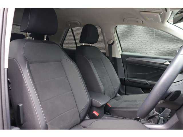 フォルクスワーゲン ＶＷ Ｔ－ロック TDI スタイル 大分県 2024(令6)年 0.7万km ベージュ Volkswagen All in safety/プリクラッシュブレーキシステム/アダプティブクルーズコントロール/レーンキープアシストシステム/純正ナビ（Discover Pro）/CarPlay/Bluetooth/USB/ワイヤレス充電/バックカメラ/パーキングセンサー/LEDマトリックスヘッドライト/パワーバックドア/純正17インチAW/ETC