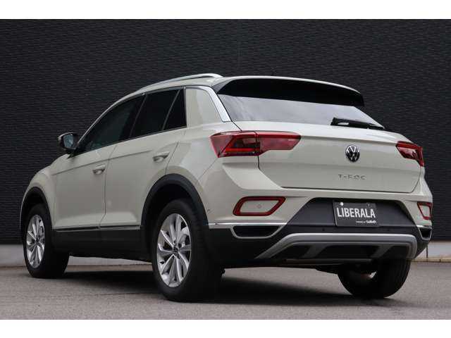 フォルクスワーゲン ＶＷ Ｔ－ロック TDI スタイル 大分県 2024(令6)年 0.7万km ベージュ Volkswagen All in safety/プリクラッシュブレーキシステム/アダプティブクルーズコントロール/レーンキープアシストシステム/純正ナビ（Discover Pro）/CarPlay/Bluetooth/USB/ワイヤレス充電/バックカメラ/パーキングセンサー/LEDマトリックスヘッドライト/パワーバックドア/純正17インチAW/ETC