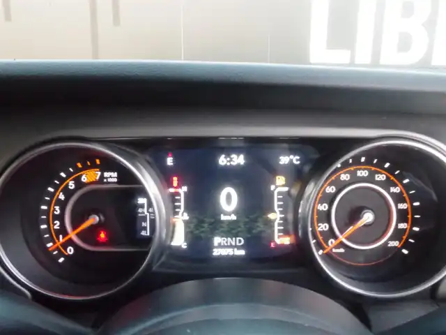クライスラー・ジープ ジープ ラングラー アンリミテッド スポーツ 岩手県 2019(令1)年 2.7万km ブラック 純正ディスプレイオーディオ/F/S/Bカメラ/革調シートカバー/ETC/クルコン/社外デジタルインナーミラー/社外LEDバルブ