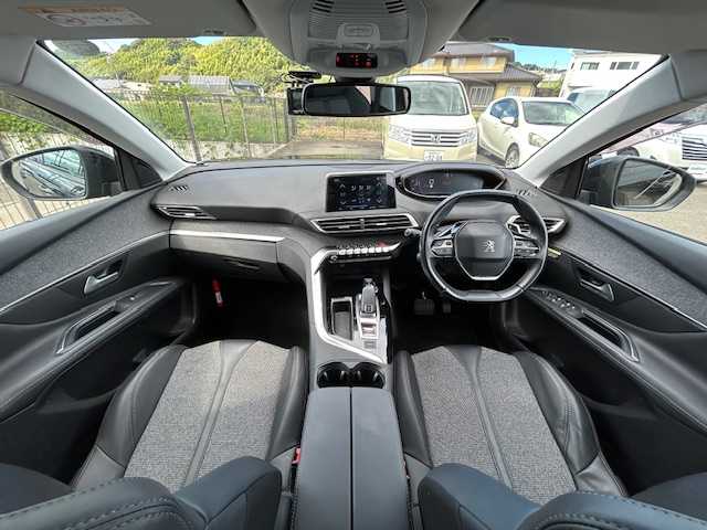 プジョー ３００８ アリュール LEDパッケージ 静岡県 2017(平29)年 3.1万km 黒 ワンオーナー/純正ナビ/サンルーフ/ETC/ドライブレコーダー(前方録画)/LEDヘッドライト/スマートキー/スペアキー１/プッシュスタート/コーナーセンサー/ブラインドスポットモニター/ハーフレザーシート/バックカメラ＆左サイドカメラ/純正フロアマット/保証証/取扱説明書