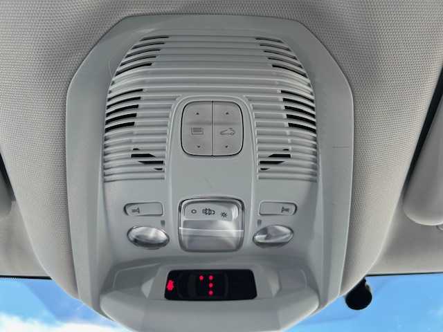 プジョー ３００８ アリュール LEDパッケージ 静岡県 2017(平29)年 3.1万km 黒 ワンオーナー/純正ナビ/サンルーフ/ETC/ドライブレコーダー(前方録画)/LEDヘッドライト/スマートキー/スペアキー１/プッシュスタート/コーナーセンサー/ブラインドスポットモニター/ハーフレザーシート/バックカメラ＆左サイドカメラ/純正フロアマット/保証証/取扱説明書