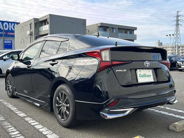 トヨタ プリウス SセーフティプラスⅡ 石川県 2020(令2)年 4.1万km アティチュードブラックマイカ ワンオーナー/アルパインナビ/フルセグテレビ/バックカメラ/ウィンカーミラー/レーダークルーズコントロール/クリアランスソナー/ドアバイザー/プッシュスタート/スマートキー/ビルトインETC/前後ドライブレコーダー/フロント、サイドエアロ/社外15インチアルミ/スタッドレスアルミSET/LEDヘッドライト