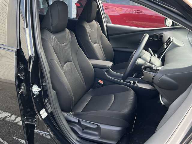 トヨタ プリウス SセーフティプラスⅡ 石川県 2020(令2)年 4.1万km アティチュードブラックマイカ ワンオーナー/アルパインナビ/フルセグテレビ/バックカメラ/ウィンカーミラー/レーダークルーズコントロール/クリアランスソナー/ドアバイザー/プッシュスタート/スマートキー/ビルトインETC/前後ドライブレコーダー/フロント、サイドエアロ/社外15インチアルミ/スタッドレスアルミSET/LEDヘッドライト