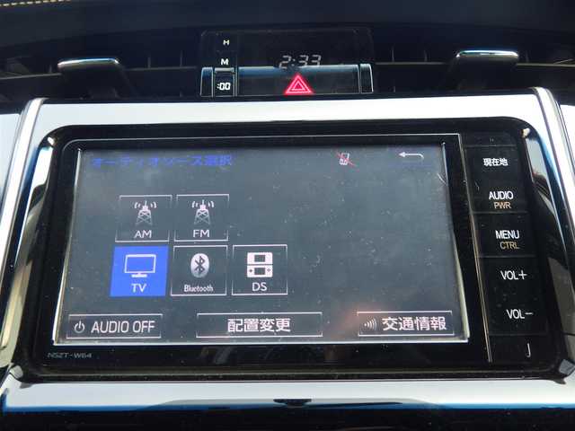 トヨタ ハリアー エレガンス 千葉県 2016(平28)年 5.2万km ホワイトパールクリスタルシャイン 運転席パワーシート/ハーフレザーシート/純正SDナビ/地デジTV/【DVD/CD再生機能　Bluetooth接続】/バックカメラ/ETC/LEDヘッドライト/LEDフォグライト/ウインカーミラー/クリアランスソナー/純正17インチアルミホイル/サイド/カーテンエアバッグ/スマートキー