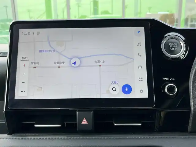 トヨタ ヴォクシー S－Z 奈良県 2023(令5)年 1.6万km ホワイトパールクリスタルシャイン 純正１０．５インチナビ　/フルセグＴＶ　/BT/CD/DVD/HDMI/１４インチフリップダウンモニター　/ＥＴＣ２．０　/バックカメラ　/前後ドライブレコーダー　/両側パワースライドドア　/３眼ＬＥＤヘッドライト　/シートヒーター　/スマートキー/追従型クルーズコントロール/前後コーナーセンサー/BSM/AUTOHOLD/純正17インチアルミホイール/フロアマット