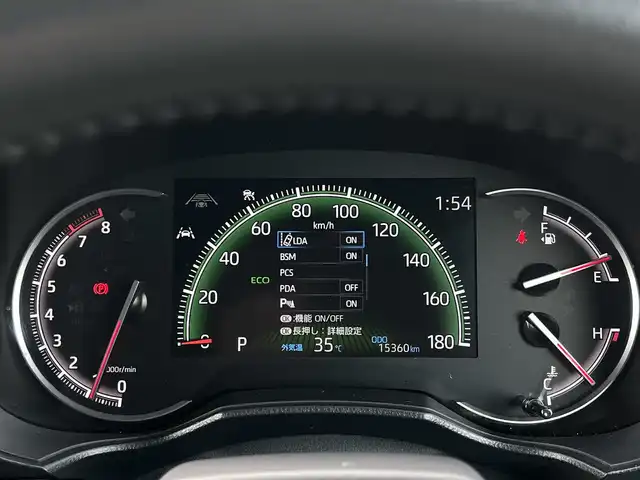 トヨタ ヴォクシー S－Z 奈良県 2023(令5)年 1.6万km ホワイトパールクリスタルシャイン 純正１０．５インチナビ　/フルセグＴＶ　/BT/CD/DVD/HDMI/１４インチフリップダウンモニター　/ＥＴＣ２．０　/バックカメラ　/前後ドライブレコーダー　/両側パワースライドドア　/３眼ＬＥＤヘッドライト　/シートヒーター　/スマートキー/追従型クルーズコントロール/前後コーナーセンサー/BSM/AUTOHOLD/純正17インチアルミホイール/フロアマット