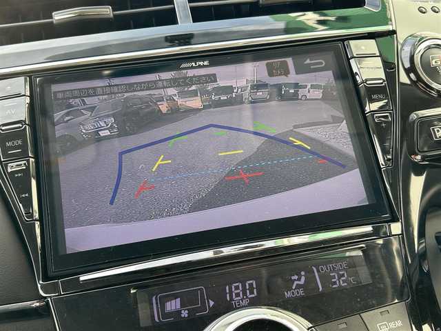 トヨタ プリウス α S ツーリングセレ GRスポーツ 福岡県 2019(平31)年 5.4万km ホワイトパールクリスタルシャイン アルパイン9インチナビ/（AM/FM/CD/DVD/Bluetooth/SD/フルセグ）/バックカメラ/ビルドインETC/LEDヘッドライト/ステアリングスイッチ/GRステアリング/GRシート/GRフロアマット/電動格納ミラー/プッシュスタート/スマートキー/スペアキー/ISOFIX/取扱説明書