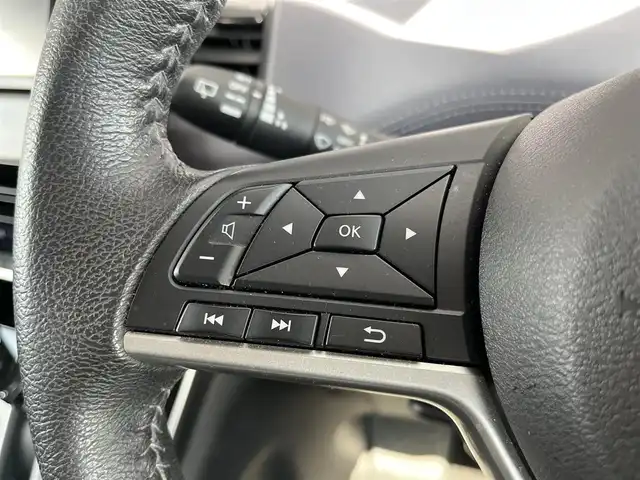 日産 セレナ ハイウェイスター V 愛知県 2020(令2)年 5.8万km ブリリアントホワイトパール ストラーダ7インチナビ/バックカメラ/ドライブレコーダー/ビルトインETC/革巻きステアリング/両側パワースライドドア/ハンズフリーオートスライド/エマージェンシーブレーキ/プロパイロット/車線逸脱警報機能/車線逸脱防止機能/ふらつき警報/ブラインドスポットモニター/ハイビームアシスト/純正LEDヘッドライト/フォグランプ/純正16インチアルミホイール/取扱説明書/保証書