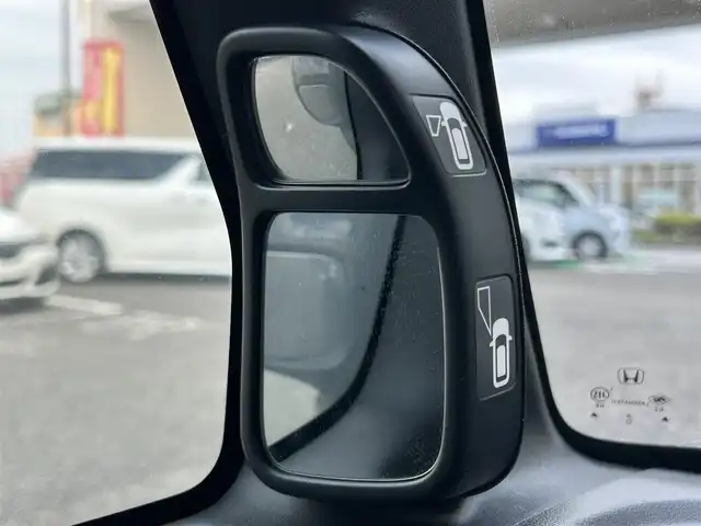 ホンダ Ｎ ＢＯＸ カスタム G Lパッケージ 大阪府 2015(平27)年 9.5万km スマートブラック 社外メモリナビ（AVIC-ZH0999）/BT/CD/DVD/フルセグTV/iPod/両側パワースライドドア/バックカメラ/アイドリングストップ/オートライト/横滑り防止装置/プッシュスタート/後席ロールサンシェード/シートバックテーブル/純正フロアマット/フロントフォグランプ/車高調（TEIN）/ETC