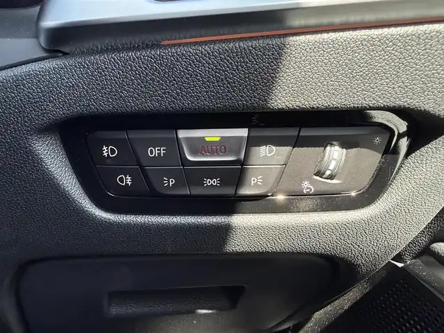 ＢＭＷ ＢＭＷ ３２０ｄ xDrive ツーリング Mスポーツ EDジョイ+ 静岡県 2020(令2)年 3.5万km 黒 ハーフレザーシート/電動リアゲート/iDrive/(BT/CarPlay/USB)/インテリジェントセーフティ/360°カメラ/ACC/LKA/PDC/パワーシート/シートヒーター/コンフォートアクセス/ETC2.0/ドライブレコーダー/純正フロアマット/純正18インチアルミホイール