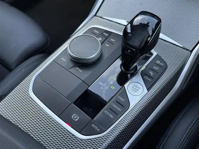 ＢＭＷ ＢＭＷ ３２０ｄ xDrive ツーリング Mスポーツ EDジョイ+ 静岡県 2020(令2)年 3.5万km 黒 ハーフレザーシート/電動リアゲート/iDrive/(BT/CarPlay/USB)/インテリジェントセーフティ/360°カメラ/ACC/LKA/PDC/パワーシート/シートヒーター/コンフォートアクセス/ETC2.0/ドライブレコーダー/純正フロアマット/純正18インチアルミホイール