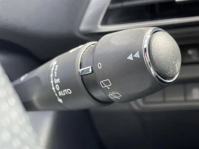 プジョー ３００８ GTライン 東京都 2019(令1)年 4.6万km パール ワンオーナー/純正ディスプレイオーディオ/バックカメラ/サイドカメラ/パワーバックドア/ACC/BSM/レーンキープ/社外前後ドライブレコーダー/LEDヘッドライト