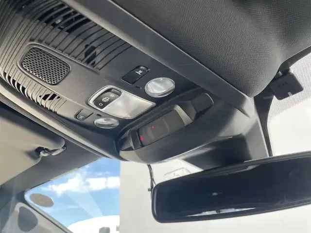 プジョー ３００８ GTライン 東京都 2019(令1)年 4.6万km パール ワンオーナー/純正ディスプレイオーディオ/バックカメラ/サイドカメラ/パワーバックドア/ACC/BSM/レーンキープ/社外前後ドライブレコーダー/LEDヘッドライト