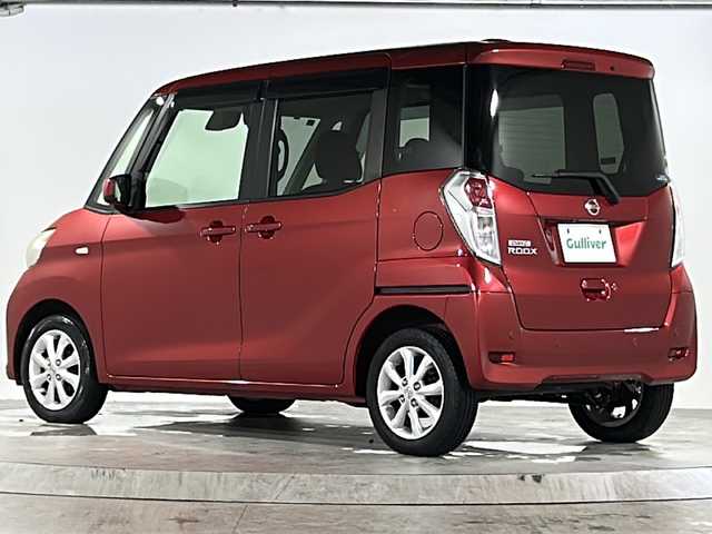 日産 デイズ ルークス X Vセレクション 広島県 2019(平31)年 3.8万km スパークリングレッドM 禁煙車/エマージェンシーブレーキ/車線逸脱警報/アラウンドビューモニター/純正7インチナビ（MM318D-W）/（フルセグ/ＣＤ/ＤＶＤ再生/Ｂｌｕｅｔｏｏｔｈ/ＳＤ）/両側パワースライドドア/前後コーナーセンサー/ステアリングスイッチ/プッシュスタート/アイドリングストップ/スマートキー/サーキュレーター/ＡＢＳ/純正アルミホイール/純正フロアマット/サイドバイザー