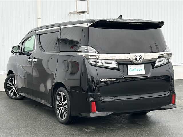 トヨタ ヴェルファイア Z Gエディション 三重県 2019(平31)年 4.9万km ブラック 純正10型ナビ /純正12.1後席モニター /サンルーフ /バックカメラ /ビルトインETC2.0 /AC100V充電 /両側パワースライドドア/ハンドルヒーター /シートエアコン/1.2列目パワーシート /メモリシート/前方ドライブレコーダー/スペアキー /レーダークルーズコントロール /レーンキープアシスト/衝突軽減ブレーキ/ウッドコンビステアリング/ステアリングスイッチ/オットマン/ウォークスルー/電子パーキング/LEDヘッドライト/オートハイビーム/オートライト/電動格納ミラー/禁煙車