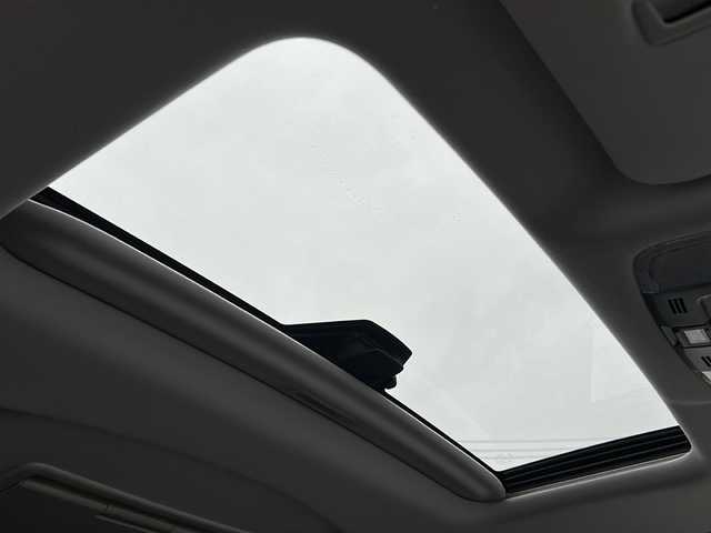 トヨタ ヴェルファイア Z Gエディション 三重県 2019(平31)年 4.9万km ブラック 純正10型ナビ /純正12.1後席モニター /サンルーフ /バックカメラ /ビルトインETC2.0 /AC100V充電 /両側パワースライドドア/ハンドルヒーター /シートエアコン/1.2列目パワーシート /メモリシート/前方ドライブレコーダー/スペアキー /レーダークルーズコントロール /レーンキープアシスト/衝突軽減ブレーキ/ウッドコンビステアリング/ステアリングスイッチ/オットマン/ウォークスルー/電子パーキング/LEDヘッドライト/オートハイビーム/オートライト/電動格納ミラー/禁煙車