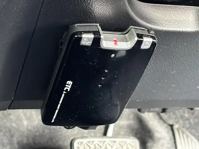 トヨタ ヴィッツ ジュエラ 熊本県 2015(平27)年 4.7万km ボルドーマイカメタリック 純正ナビ（NSCP-W64）/【ワンセグTV/CD/DVD/Bluetooth】/バックカメラ/衝突軽減装置/ETC/電動格納ミラー/純正フロアマット/純正ドアバイザー/横滑り防止/盗難防止装置/保証書/取扱説明書