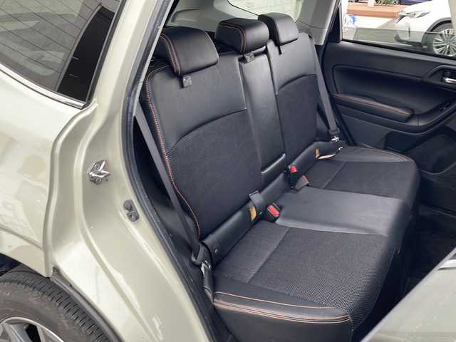 スバル フォレスター Xブレイク 栃木県 2015(平27)年 14.9万km デザートカーキ ワンオーナー/取扱説明書/純正ナビ/CN-LR700D/バックカメラ/ビルトインETC/純正フロアマット/純正ドアバイザー/ルーフレール/X-MODE/シートヒーター　前席/アイサイト/電動格納ミラー/オートライト/フォグランプ/バックフォグランプ/パドルシフト