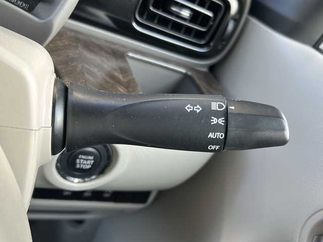 スズキ ラパン モード 静岡県 2019(令1)年 3.4万km ノクターンブルーパール ディスプレイオーディオ/FM/AM/CD/DVD/Bluetooth/USB/ipod/AUX/主要装備/・シートヒーター　/・アイドリングストップ　/・ステアリングリモコン　/・ＥＴＣ　/・オートライト　/・横滑り防止装置　/・衝突軽減システム　/・ディスプレイオーディオ　/・純正ホイールキャップ　/・スマートキー　/・プッシュスタート/・純正フロアマット